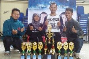 Tim silat Uniku